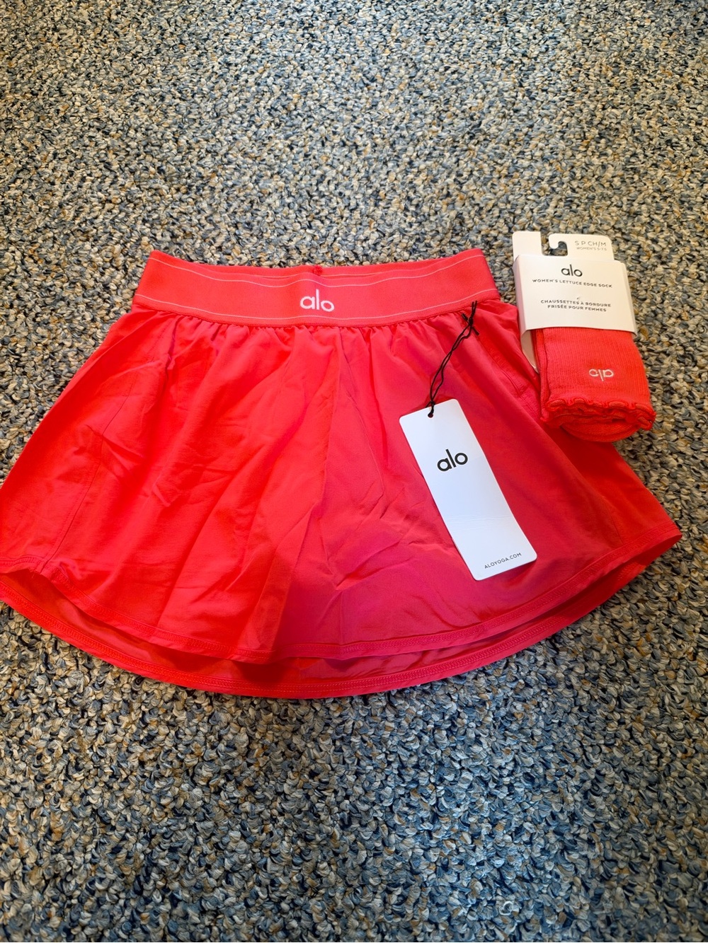 NWT ALO YOGA Candy Red Bundle: Match Point Tennis Skirt and Lettuce Edge Socks